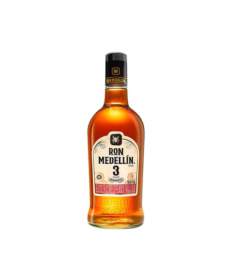 RON_MEDELLIN_3_ANOS_ANEJO_LITRO_VIDRIO_1L_e3933ba9-a54d-40b8-b5a6-8299eddb46df_-1428432646.jpg_v=1732738738